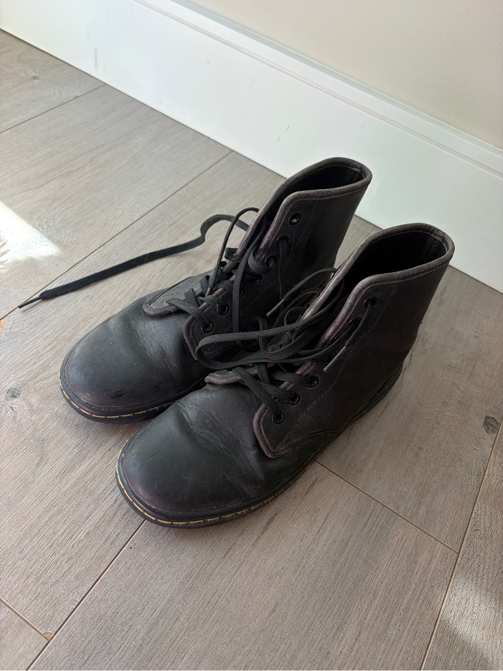 Doc Marten Lace Up Boots Size 7